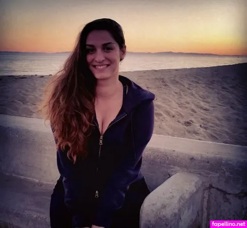 Laura Eldred OnlyFans Thumbnail #7n34vCbHuh