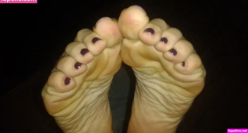 Laura Feet OnlyFans Thumbnail #9Haj4fy4Hs