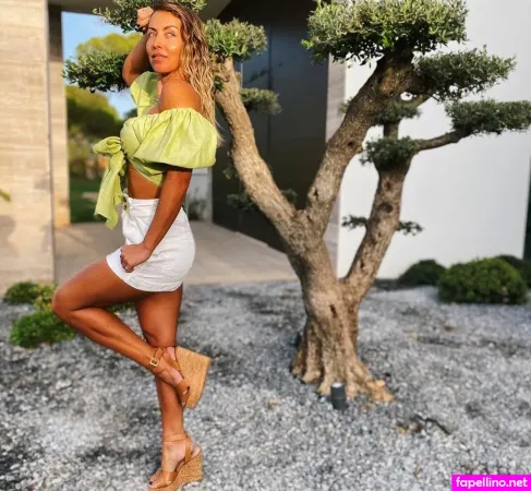 Laura Figueiredo OnlyFans Thumbnail #9BfbiRXkew