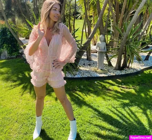 Laura Figueiredo OnlyFans Thumbnail #Q3CYbM8C3X