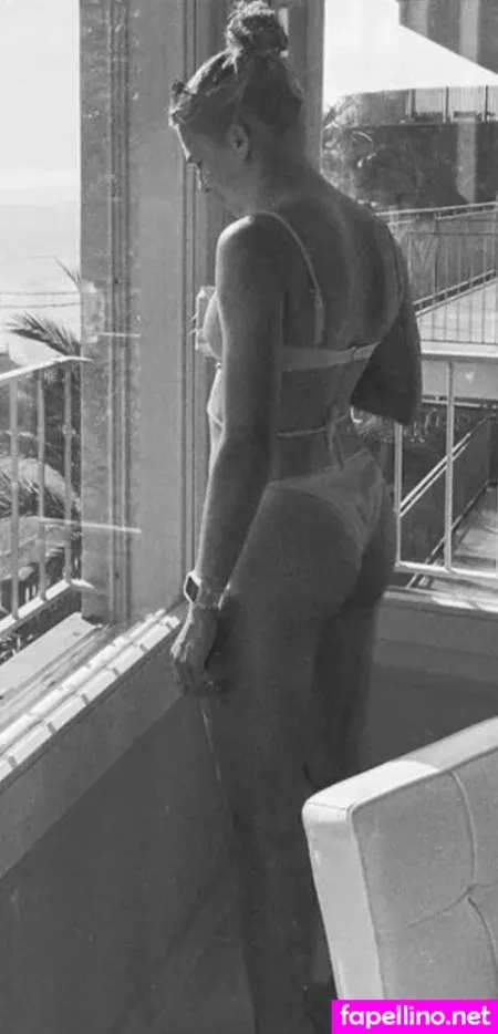 Laura Freigang OnlyFans Thumbnail #exQkQueP0u