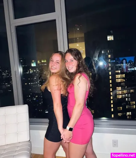 Laura H OnlyFans Thumbnail #B5gFgUXPni