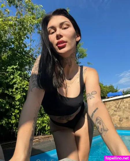 Laura Hasmarr OnlyFans Thumbnail #2p4N5j9dum