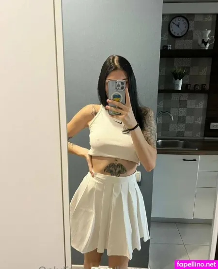 Laura Hasmarr OnlyFans Thumbnail #PkUtgEUmHD