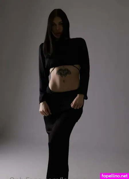 Laura Hasmarr OnlyFans Thumbnail #pb9wrYaDnu