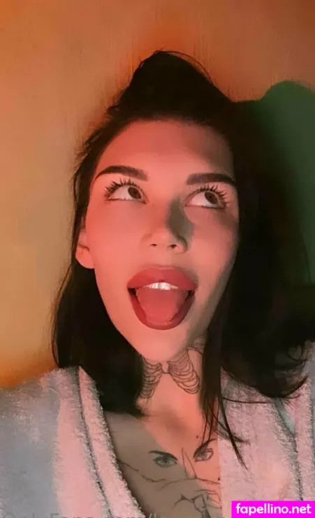 Laura Hasmarr OnlyFans Thumbnail #tCotaDMjj2