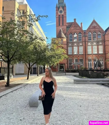 Laura Helen Kleinert OnlyFans Thumbnail #68JniWQHNN
