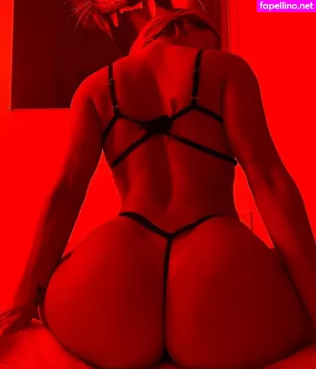 Laura Isabela Leon OnlyFans Thumbnail #KfLwu7Cfsm