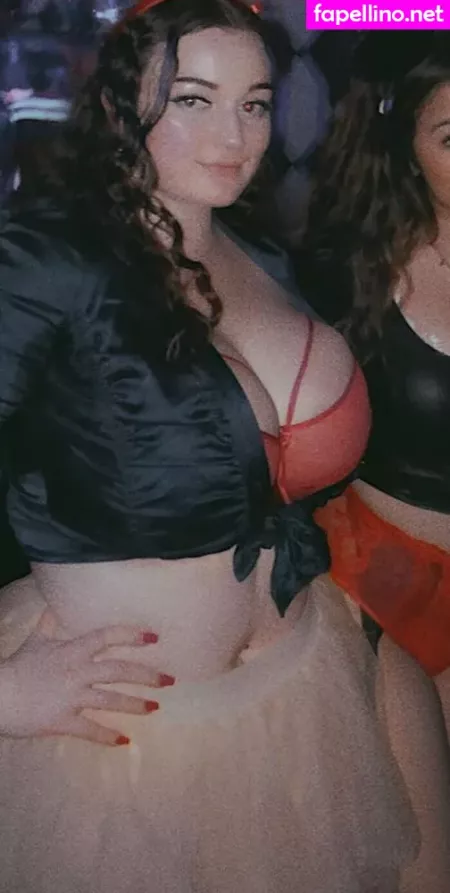 Laura Jo OnlyFans Thumbnail #cYyVGJ2d47