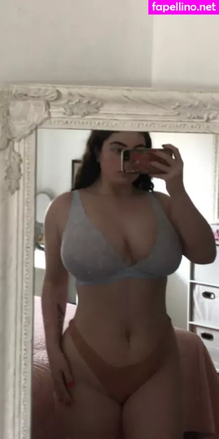 Laura Jo OnlyFans Thumbnail #dBjNMbcILL