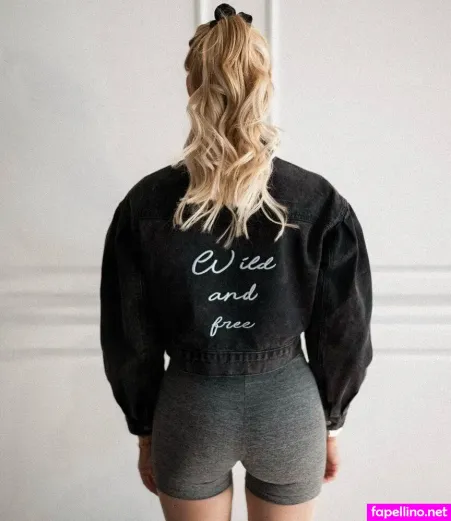 Laura Joelle OnlyFans Thumbnail #aHwrd4d9km