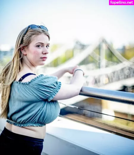 Laura Katz OnlyFans Thumbnail #cgq3YTgpwz