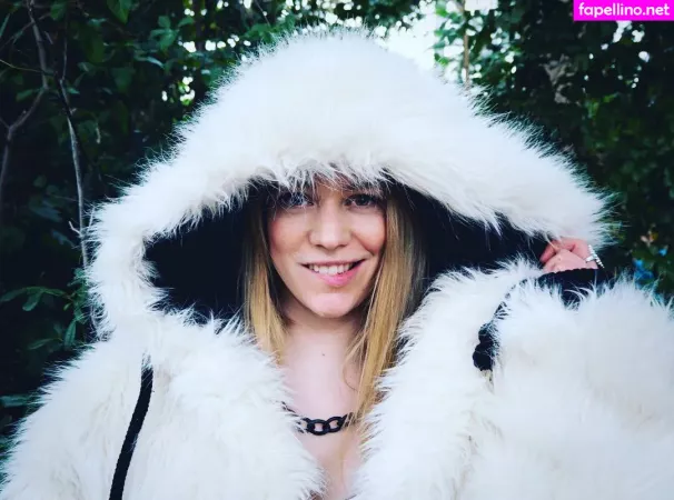 Laura Katz OnlyFans Thumbnail #eh1mcq2UCm