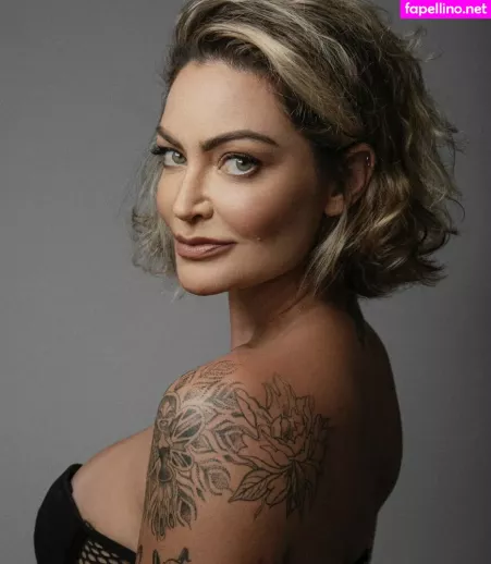 Laura Keller OnlyFans Thumbnail #YHxZgJ3ODn