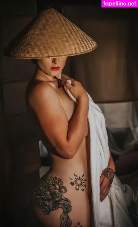 Laura Lehmkuhl OnlyFans Thumbnail #b0Dimb7nsg