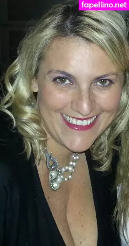 Laura Leonardi OnlyFans Thumbnail #EgHNNHb09R