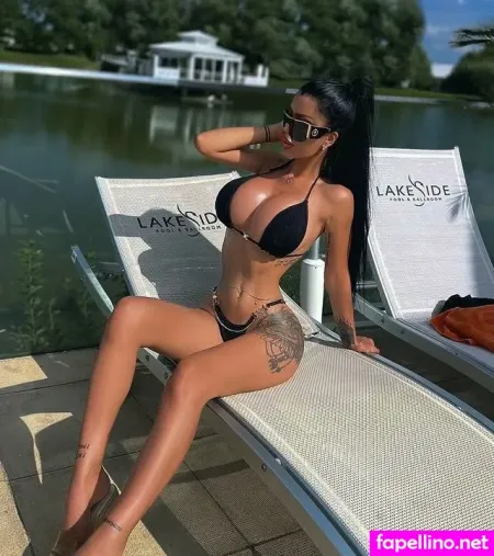 Laura Lexxy OnlyFans Thumbnail #OD0Y0CHGGf
