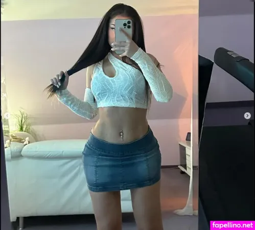 Laura Liana Jane OnlyFans Thumbnail #npNLCAuLi3