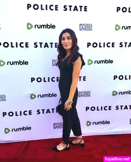 Laura Loomer OnlyFans Thumbnail #DBb7w3jMXj