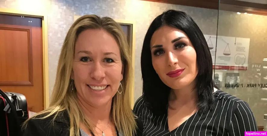 Laura Loomer OnlyFans Thumbnail #NjiGEzIV0A