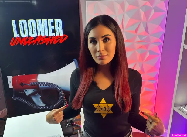 Laura Loomer OnlyFans Thumbnail #k5WwchzHpk