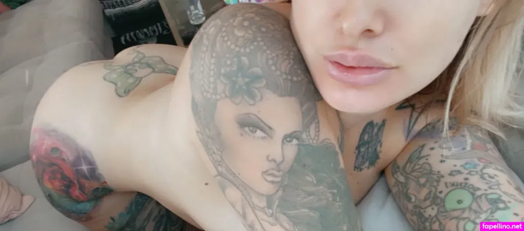 Laura Lux 20 OnlyFans Thumbnail #cCVCdFQhrm