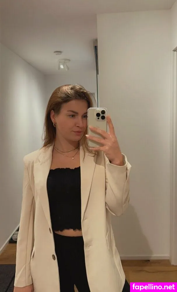 laura-maier Nude Leaked OnlyFans Photo #agG9WNywbd