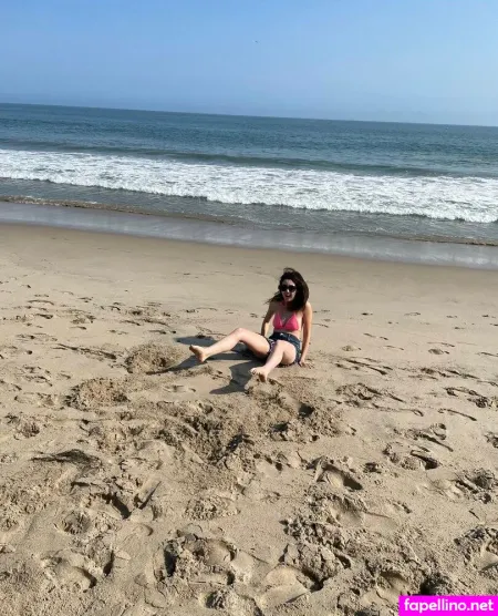 Laura Marano OnlyFans Thumbnail #Qf4R34e1cL