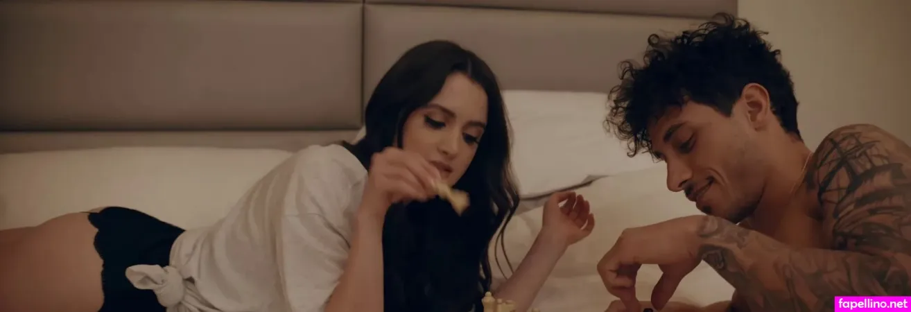 Laura Marano OnlyFans Thumbnail #lUhJUMTng7