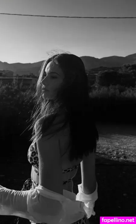 Laura Marie Soons OnlyFans Thumbnail #6sywUbWnd0