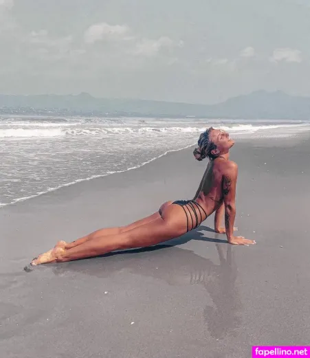 Laura Matucci 1 OnlyFans Thumbnail #4hvQo7VH2Z