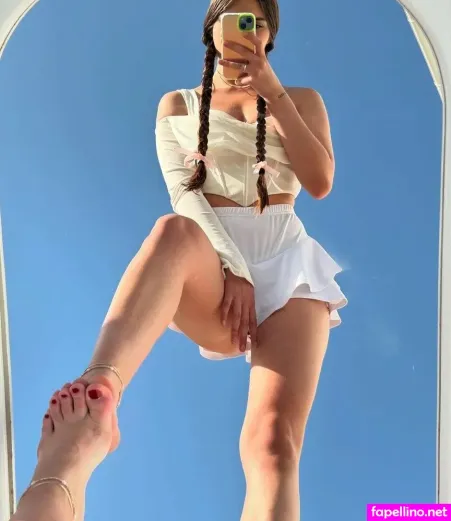 Laura Merliin OnlyFans Thumbnail #R7ZzYfLiu5