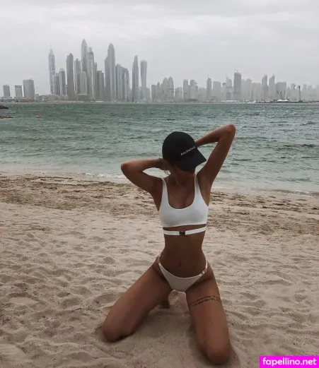 Laura Modzelewski OnlyFans Thumbnail #lpwBulmsfE