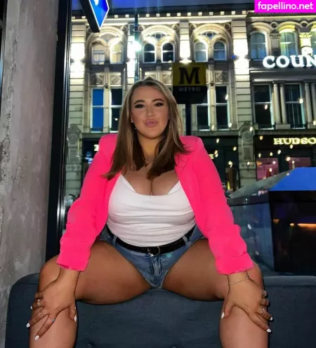 Laura Morgan 1 OnlyFans Thumbnail #i7da0xYldk