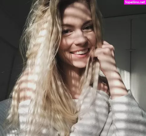 Laura Nieminen OnlyFans Thumbnail #1tk64x3Q5w