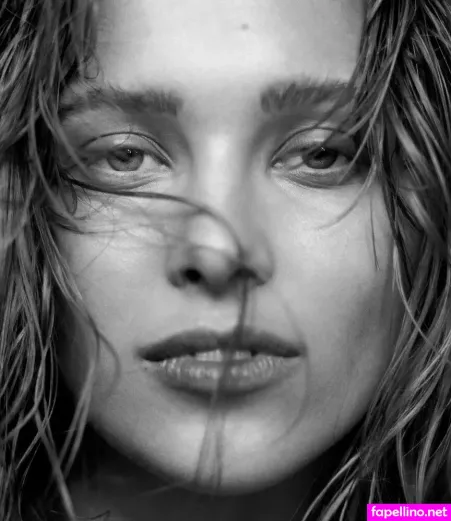 Laura Oganessian OnlyFans Thumbnail #xqwsORxncW