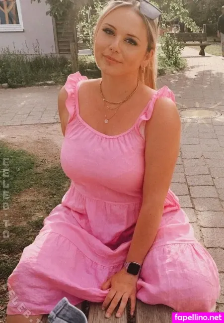 Laura Orlando OnlyFans Thumbnail #4jS5rD6rMg