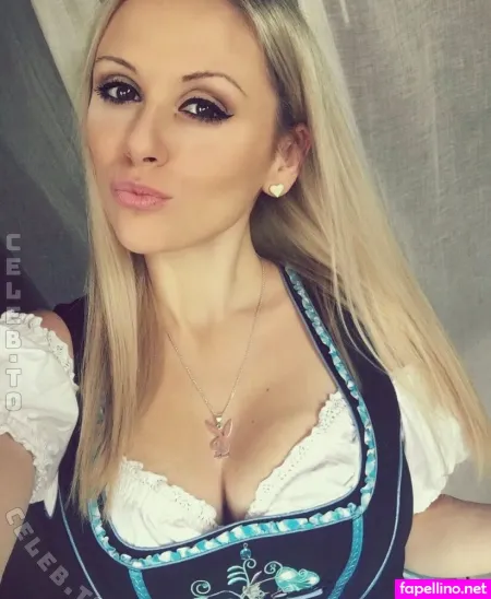 Laura Orlando OnlyFans Thumbnail #rQqGFBYUmo