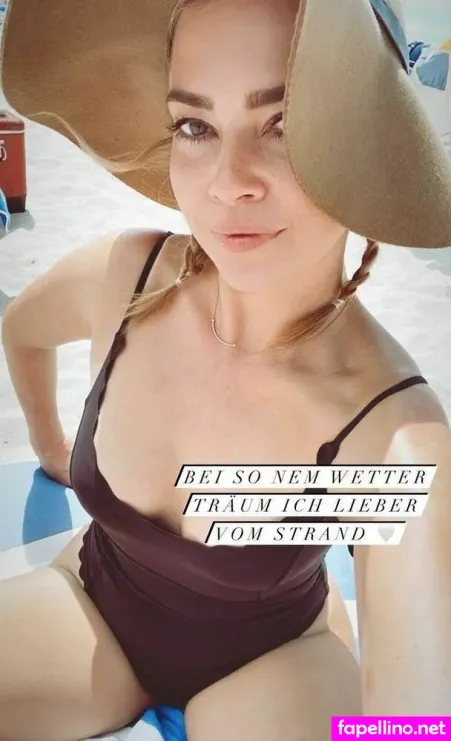 Laura Osswald OnlyFans Thumbnail #6lGpq8zs3s