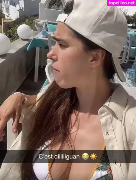 Laura Petard OnlyFans Thumbnail #mKt6ZzuHrJ