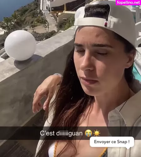 Laura Petard OnlyFans Thumbnail #vS3oIeGKll