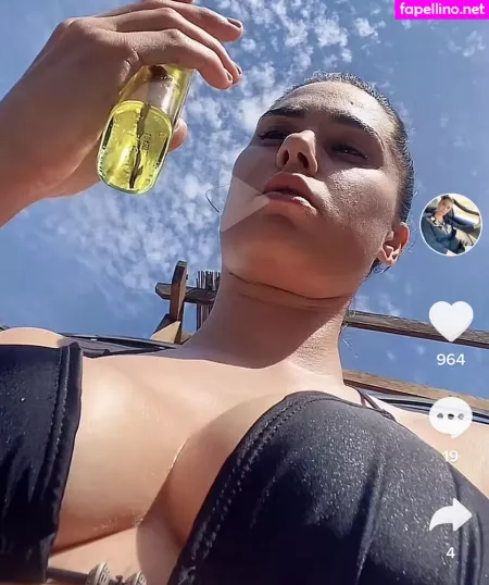 Laura Petard OnlyFans Thumbnail #xilbuGW8Al