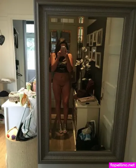 Laura Ponticorvo OnlyFans Thumbnail #KLJtozV52I