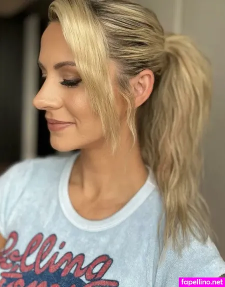 Laura Rutledge OnlyFans Thumbnail #wdjB9GxoKF