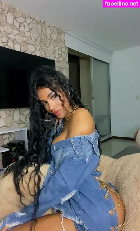 Laura Saenz OnlyFans Thumbnail #bBXiqF3dG3