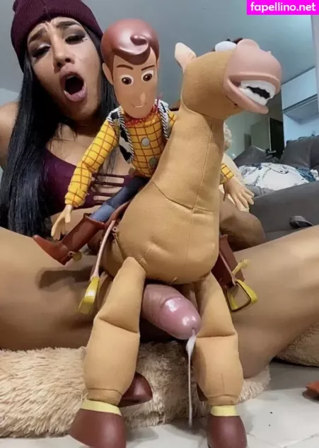 Laura Saenz OnlyFans Thumbnail #eBneARSONx