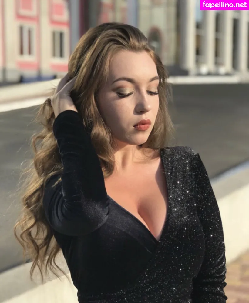 itslaurasalvia, salvialaura22 Nude Leaked OnlyFans Photo #OBM1KQkUmc