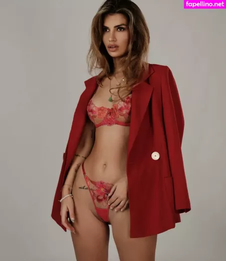 Laura Schultz OnlyFans Thumbnail #4XQUBSb5sO