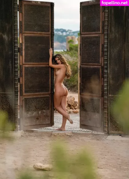 Laura Schultz OnlyFans Thumbnail #BYcKGTjvar