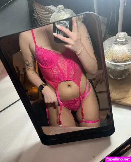 Laura Skr OnlyFans Thumbnail #9GiKdQlJHj